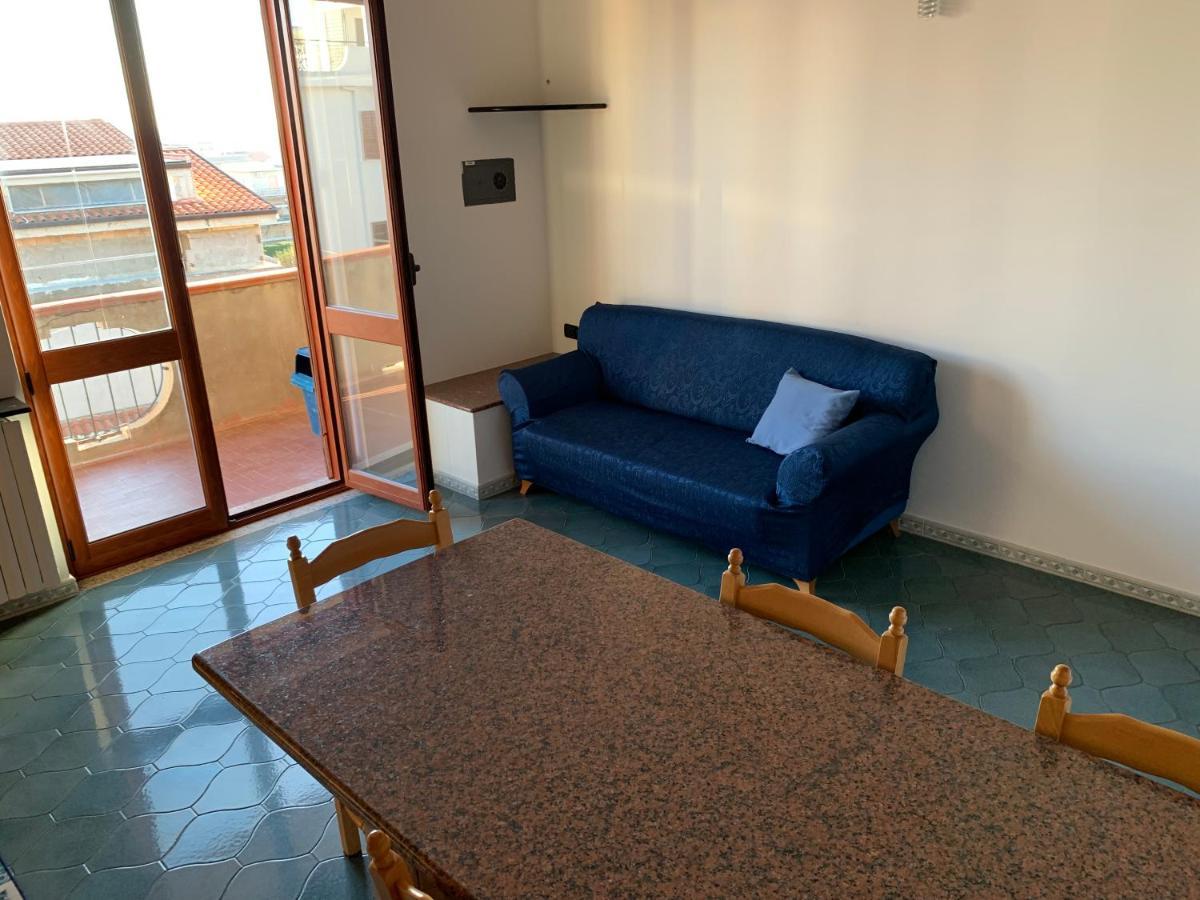 La Casa Blu Apartment Рочела Йоника Екстериор снимка